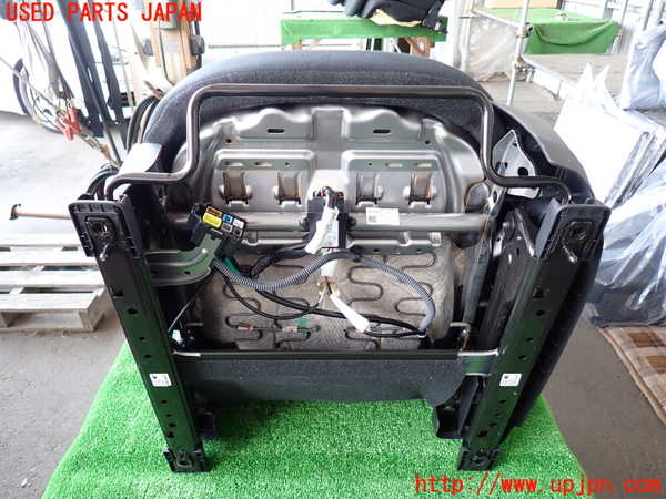 2UPJ-28817065]CX-8(KG2P)助手席シート 中古_m0005.jpg