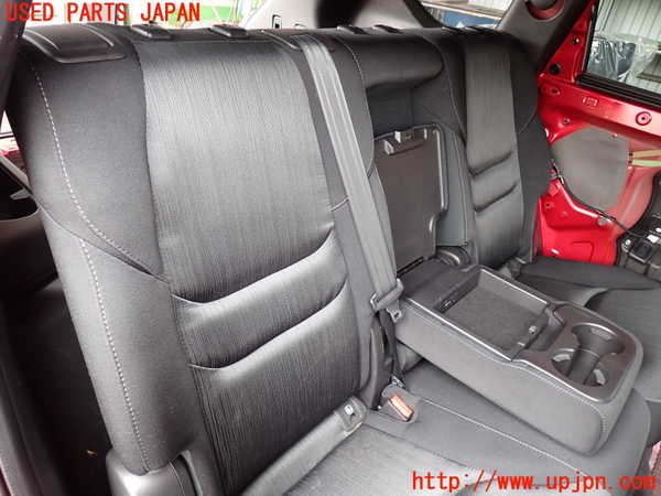 5UPJ-28817145]CX-8(KG2P)右2列目シート 中古_m0003.jpg