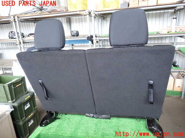 5UPJ-28817210]CX-8(KG2P)3列目シート 中古_m0004.jpg