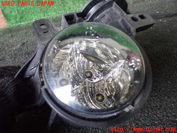 1UPJ-28821180]ポルシェ・ケイマンS(981MA123)右フォグ 中古_m0002.jpg