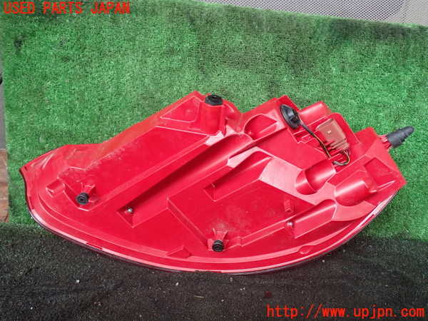 1UPJ-28821536]ポルシェ・ケイマンS(981MA123)左テールランプ 中古_m0002.jpg