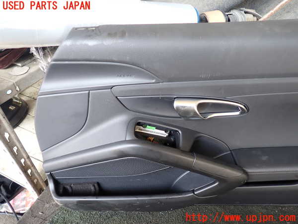 1UPJ-28821234]ポルシェ・ケイマンS(981MA123)右ドア内張り 中古_m0002.jpg