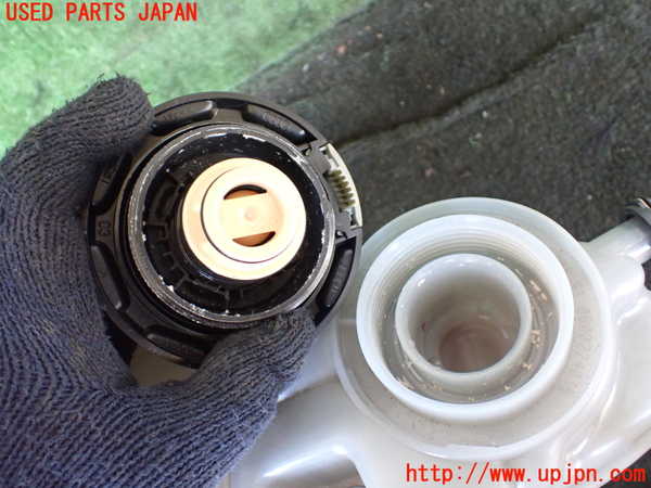 1UPJ-28832410]アウディ・A7 スポーツバック(F2DKNS)ラジエータータンク 中古_m0003.jpg