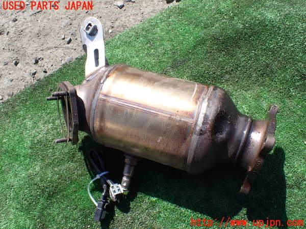 1UPJ-28832661]アウディ・A7 スポーツバック(F2DKNS)触媒1 中古_m0002.jpg