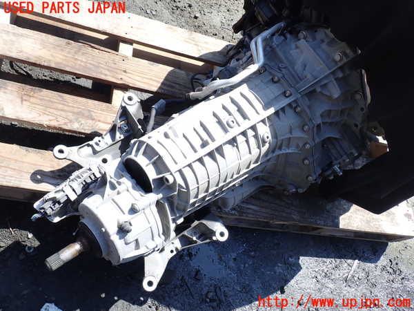 1UPJ-28833010]アウディ・A7 スポーツバック(F2DKNS)ミッション AT DKN 4WD 中古_m0002.jpg