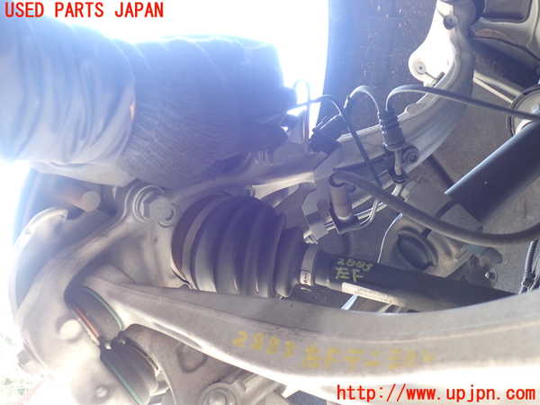 1UPJ-28834295]アウディ・A7 スポーツバック(F2DKNS)左フロントナックルハブ 中古_m0002.jpg