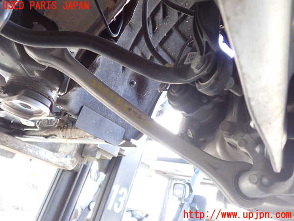 1UPJ-28835325]アウディ・A7 スポーツバック(F2DKNS)右リアテンションロッド 中古_m0001.jpg