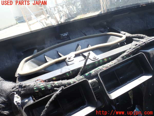 1UPJ-28836081]アウディ・A7 スポーツバック(F2DKNS)エバポレーター1 中古_m0002.jpg