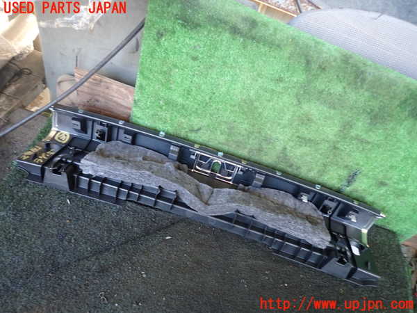 1UPJ-28837773]アウディ・A7 スポーツバック(F2DKNS)ラゲッジトレイ3 中古_m0002.jpg