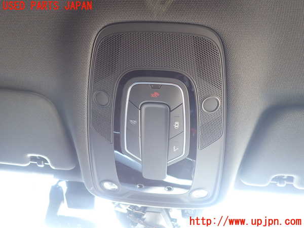 1UPJ-28836411]アウディ・A7 スポーツバック(F2DKNS)ルームランプ1 (１列目) 中古_m0001.jpg