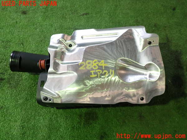 1UPJ-28842560]ベンツ SLC180(172431)エアクリーナーボックス 中古_m0004.jpg