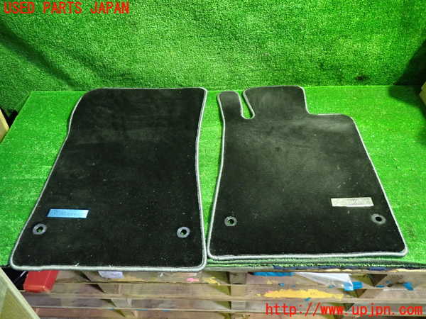 1UPJ-28847800]ベンツ SLC180(172431)フロアマット 中古_m0001.jpg
