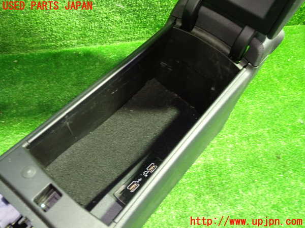 1UPJ-28847540]ベンツ SLC180(172431)センターコンソール 中古_m0003.jpg