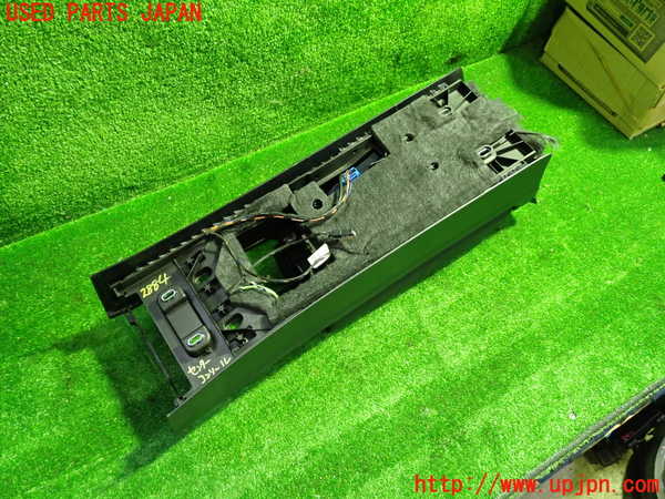 1UPJ-28847540]ベンツ SLC180(172431)センターコンソール 中古_m0004.jpg
