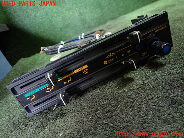1UPJ-28856066]シティ カブリオレ(FA)エアコンスイッチ1 中古_m0003.jpg