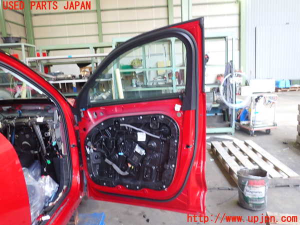 2UPJ-28861230]ボルボ・XC40(XB420TXCM)右前ドア 中古(43R-00049 M25)_m0004.jpg