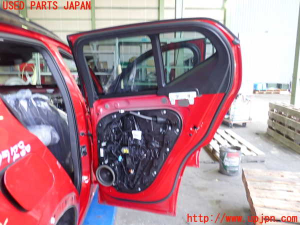 2UPJ-28861290]ボルボ・XC40(XB420TXCM)右後ドア 中古(43R-006723 M101)_m0004.jpg