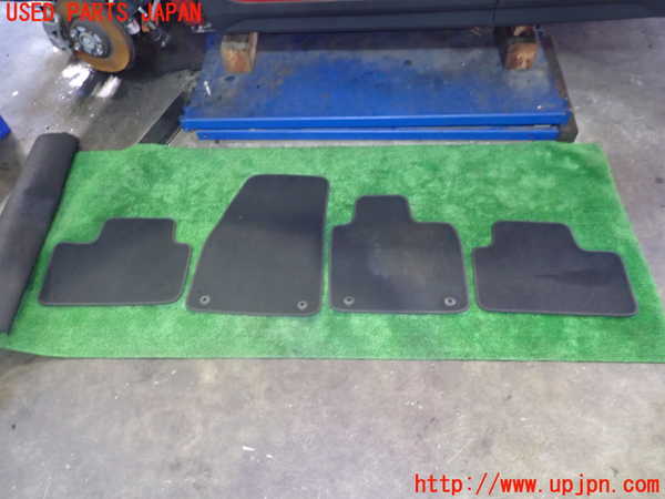 2UPJ-28867800]ボルボ・XC40(XB420TXCM)フロアマット 中古_m0001.jpg