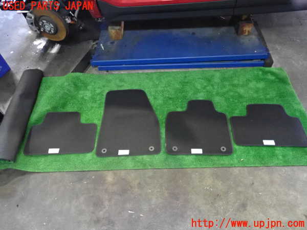 2UPJ-28867800]ボルボ・XC40(XB420TXCM)フロアマット 中古_m0003.jpg