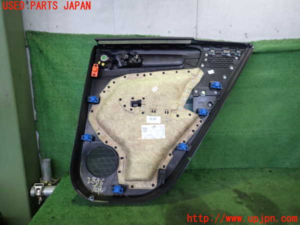 2UPJ-28861324]ボルボ・XC40(XB420TXCM)左後ドア内張り 中古_m0002.jpg