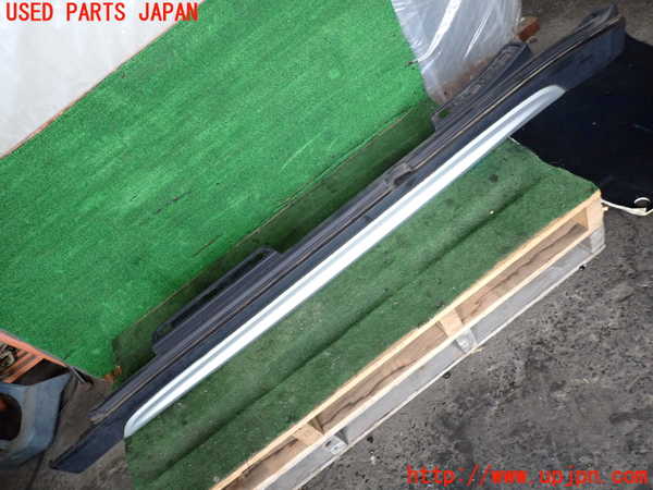 2UPJ-28871392]BMW ミニ(MINI)クーパーD クロスオーバー(YT20)左サイドステップ 中古 F60_m0001.jpg