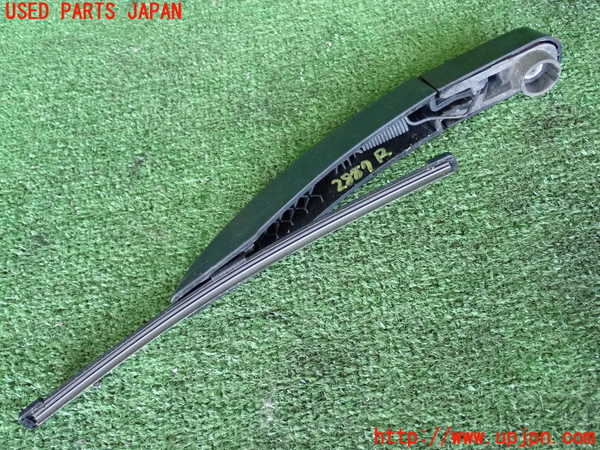 2UPJ-28871661]BMW ミニ(MINI)クーパーD クロスオーバー(YT20)リアワイパーアーム1 中古 F60_m0002.jpg