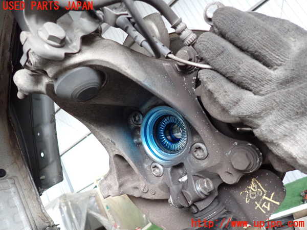 2UPJ-28874295]BMW ミニ(MINI)クーパーD クロスオーバー(YT20)左フロントナックルハブ 中古 F60_m0002.jpg