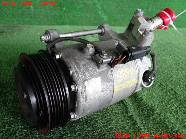 2UPJ-28876025]BMW ミニ(MINI)クーパーD クロスオーバー(YT20)エアコンコンプレッサー 中古 F60_m0001.jpg