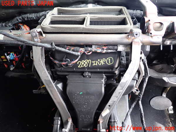 2UPJ-28876081]BMW ミニ(MINI)クーパーD クロスオーバー(YT20)エバポレーター1 中古 F60_m0001.jpg