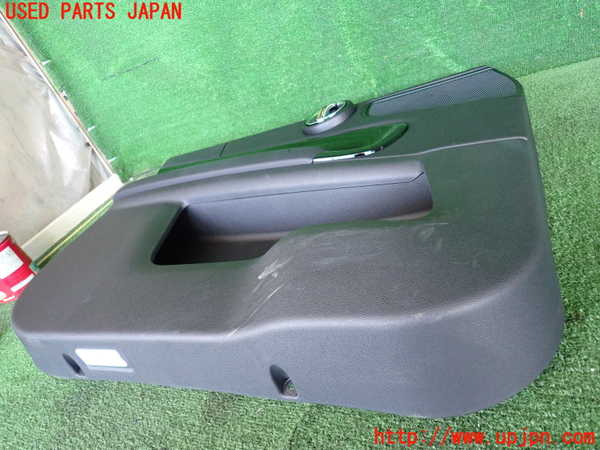 2UPJ-28871264]BMW ミニ(MINI)クーパーD クロスオーバー(YT20)左前ドア内張り 中古 F60_m0003.jpg