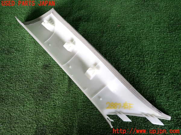 2UPJ-28877655]BMW ミニ(MINI)クーパーD クロスオーバー(YT20)右フロントピラートリム 中古 F60_m0002.jpg