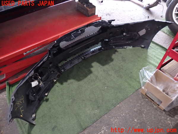 2UPJ-28891010]ジャガー・XF(J05FA)フロントバンパー 中古_m0005.jpg