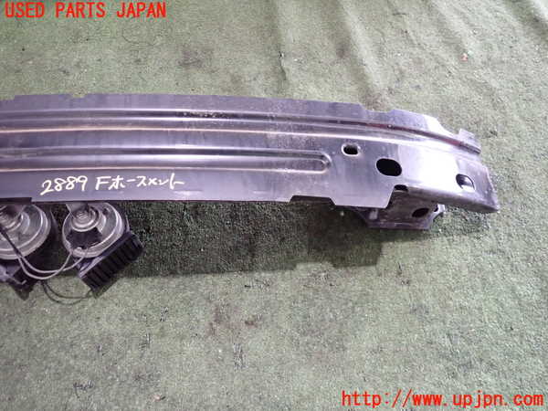2UPJ-28891014]ジャガー・XF(J05FA)フロントバンパーホースメント 中古_m0003.jpg