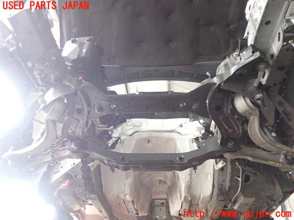 2UPJ-28895285]ジャガー・XF(J05FA)フロントメンバー 中古_m0001.jpg