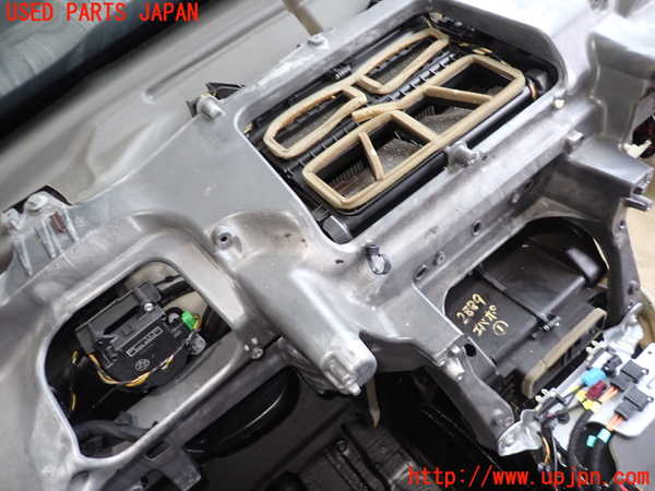 2UPJ-28896081]ジャガー・XF(J05FA)エバポレーター1 中古_m0002.jpg