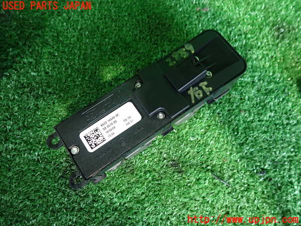 2UPJ-28896240]ジャガー・XF(J05FA)右前パワーウィンドウスイッチ 中古_m0002.jpg