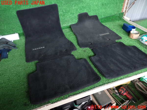 2UPJ-28897800]ジャガー・XF(J05FA)フロアマット 中古_m0001.jpg