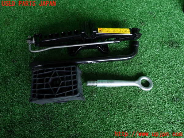 2UPJ-28897805]ジャガー・XF(J05FA)車載工具 中古_m0001.jpg