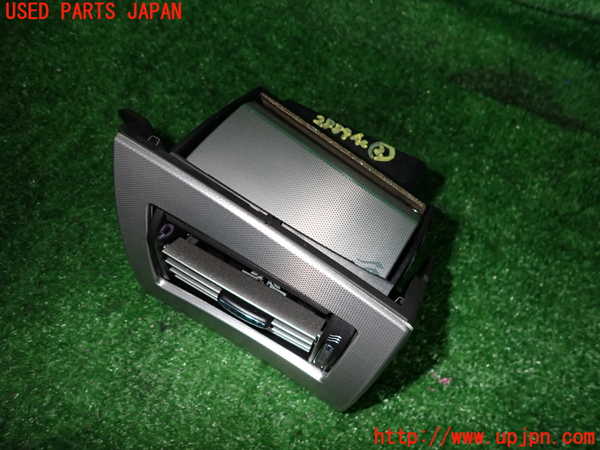 2UPJ-28897527]ジャガー・XF(J05FA)エアコン吹き出し口2 (右) (ジャンク品) 中古_m0003.jpg