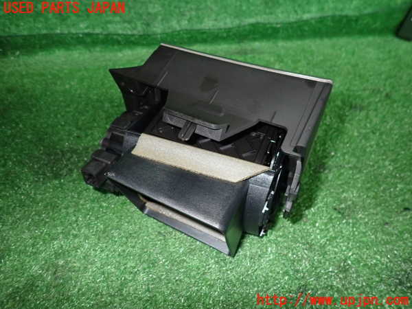 2UPJ-28897527]ジャガー・XF(J05FA)エアコン吹き出し口2 (右) (ジャンク品) 中古_m0004.jpg