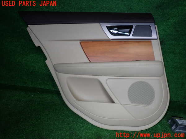 2UPJ-28891324]ジャガー・XF(J05FA)左後ドア内張り 中古_m0001.jpg