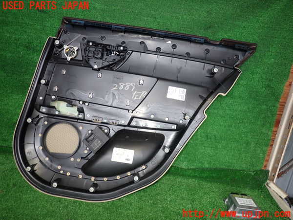 2UPJ-28891324]ジャガー・XF(J05FA)左後ドア内張り 中古_m0003.jpg