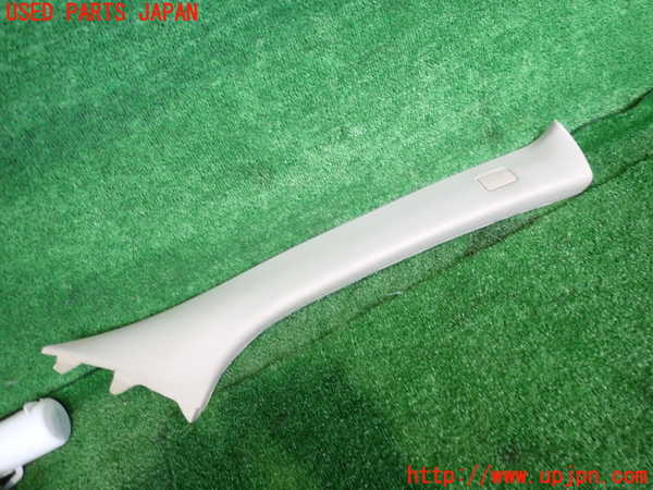2UPJ-28897655]ジャガー・XF(J05FA)右フロントピラートリム 中古_m0001.jpg