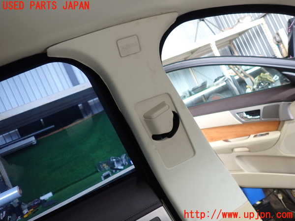 2UPJ-28897670]ジャガー・XF(J05FA)左センターピラートリム 中古_m0002.jpg