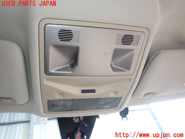 2UPJ-28896411]ジャガー・XF(J05FA)ルームランプ1 (1列目真中) 中古_m0001.jpg