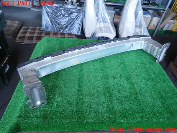 2UPJ-28911014]ポルシェ・パナメーラ S E-ハイブリッド(970CGEA)フロントバンパーホースメント 中古_m0003.jpg