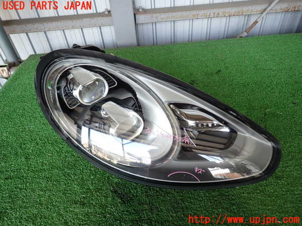 2UPJ-28911130]ポルシェ・パナメーラ S E-ハイブリッド(970CGEA)右ヘッドライト LED 中古_m0001.jpg