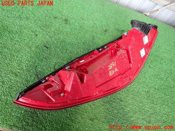 2UPJ-28911530]ポルシェ・パナメーラ S E-ハイブリッド(970CGEA)右テールランプ 中古_m0004.jpg