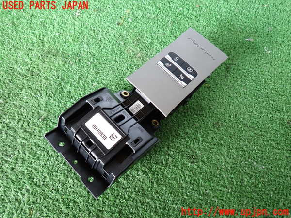 2UPJ-28916307]ポルシェ・パナメーラ S E-ハイブリッド(970CGEA)スイッチ2 (シートヒーター、リアサンシェード他) 中古_m0001.jpg
