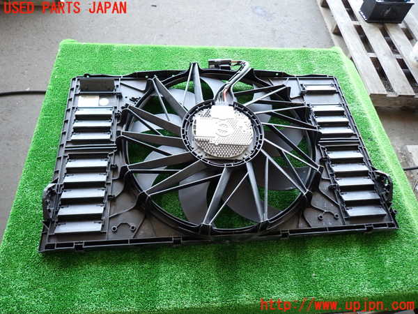 2UPJ-28916836]ポルシェ・パナメーラ S E-ハイブリッド(970CGEA)電動ファン1 中古_m0001.jpg